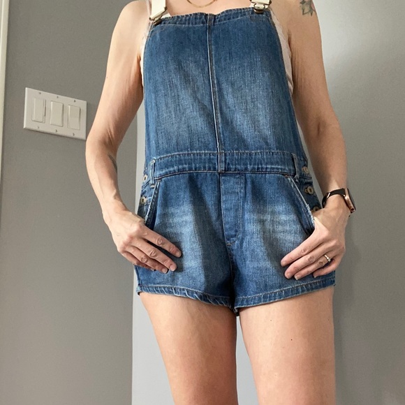 Free People | denim short overalls | size 26 - Picture 4 of 8